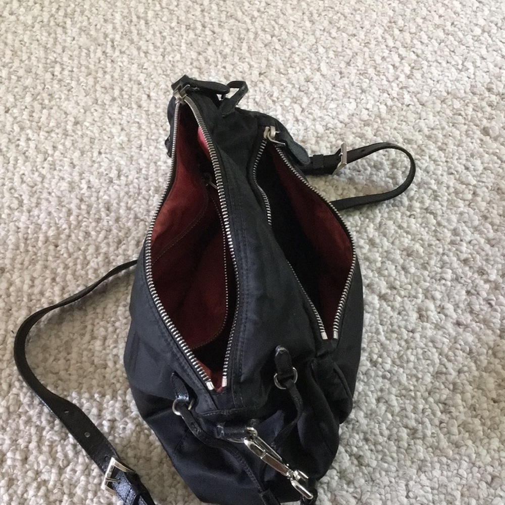 Prada nylon black bag - Picture 4 of 4